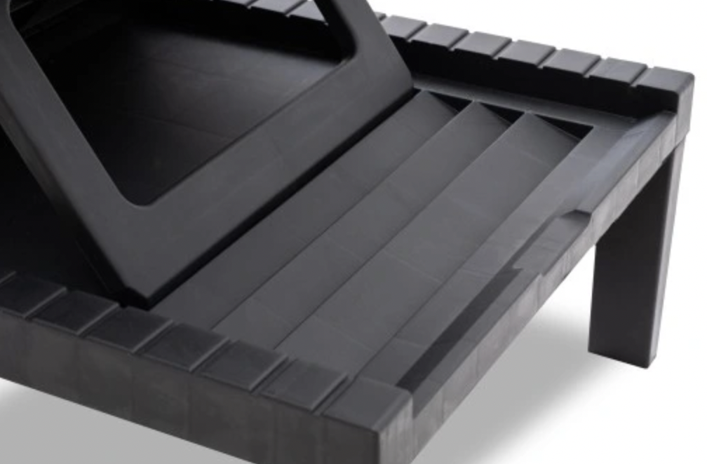 Plastové polohovací lehátko HAITI, s poduškou (š.68 x d.195 x v.78 cm), antracit 