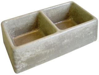 Krmítko 25x14x7,5cm, dělené, betonové
